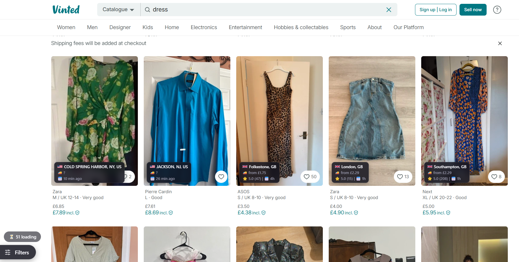 Vinted catalog page with Rackoon overlays showing country flag, shipping cost, rating, and listing age on each item card